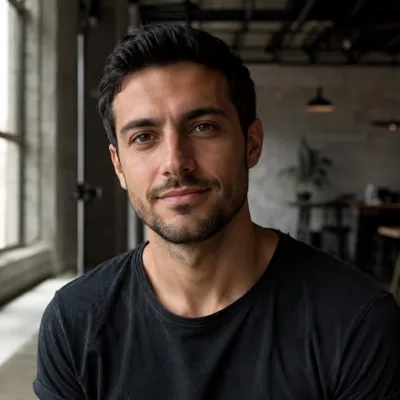 Marcus Reid, Senior Editor at TopAdTools